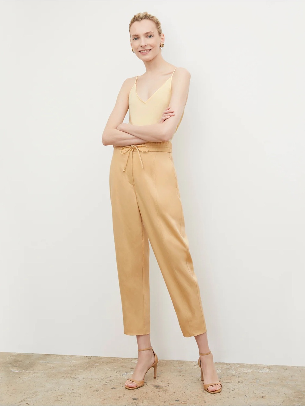 NWOT MM La Fleur Everyday Twill High-Rise Drawstring Satin Tapered Pants
